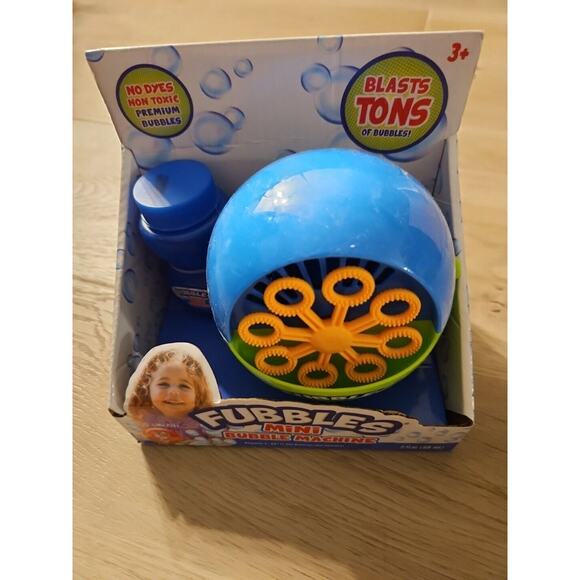 Bubble Machine Fubbles Mini Blower Battery Operated Red Yellow Party Non-Toxic - Picture 3 of 3